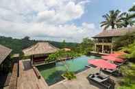 Swimming Pool Villa Awan Biru