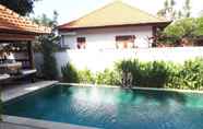 Kolam Renang 7 Villa Krastawa