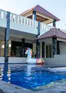 SWIMMING_POOL Happy Holiday Homestay