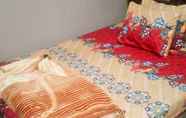 Kamar Tidur 5 Full House 3 Bedroom at Darmo Homestay Akbar