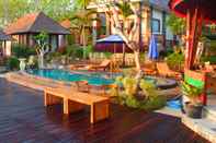 Kolam Renang Sea Terras Suite And Luxury