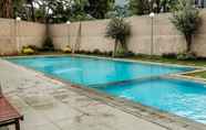 Swimming Pool 3 2BR Medina Apartment near Karawaci