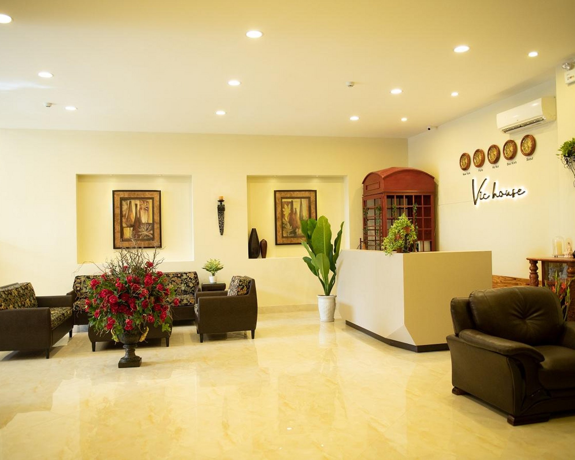 Sảnh chờ 2 Vic House Hotel