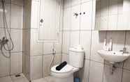 Toilet Kamar 4 Affordable Studio Room Apartment @ Grand Kamala Lagoon