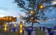 ร้านอาหาร 3 Madu Tiga Beach & Resort