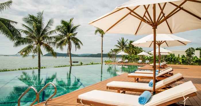 Swimming Pool Que Toi Village Resort Phu Yen