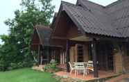 Lobi 4 Tamarind Home Stay & Camp