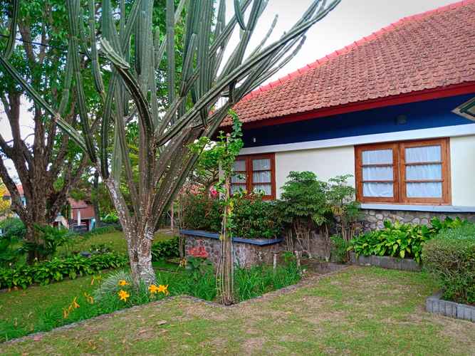 LOBBY Full House Ungaran 4 Bedrooms at Rawa Pening Garden