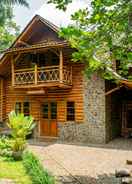 EXTERIOR_BUILDING Log Home Villa Taman Wisata Bougenville