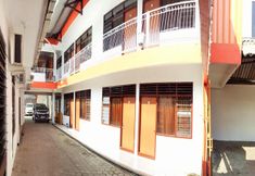 Bên ngoài 2 Budget Room at Homestay Cahaya Transport 2