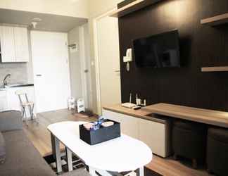 Bangunan 2 Deluxe and Comfortable 2BR The Springlake Summarecon Apartment by Travelio