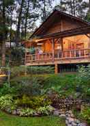 EXTERIOR_BUILDING Villa Suren - Log Home Villa Taman Wisata Bougenville 