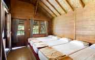 Kamar Tidur 7 Villa Suren - Log Home Villa Taman Wisata Bougenville 