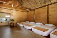 Kamar Tidur Villa Kenanga - Log Home Villa Taman Wisata Bougenville 