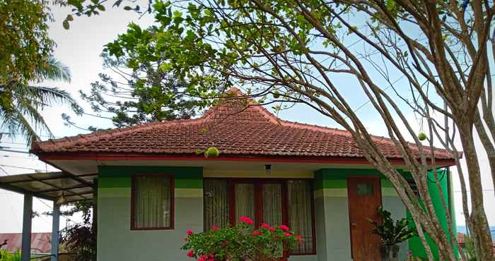 Exterior Full House Bromo at Rawa Pening Garden