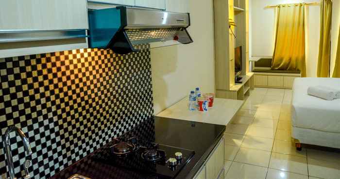 Lobby Modern Studio Room at Grand Serpong Apartment by Travelio