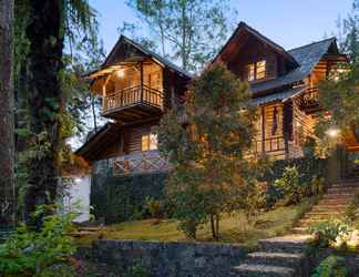 ภายนอกอาคาร 2 Villa Campaka - Log Home Villa Taman Wisata Bougenville 