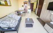 Common Space 4 Modern 2BR @ Gateway Pasteur Apartment near Pasteur Exit Toll by Travelio