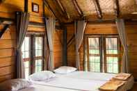 Bedroom Villa Rasamala - Log Home Villa Taman Wisata Bougenville 