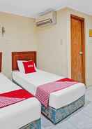 BEDROOM OYO 90380 Andalus Hotel Syariah