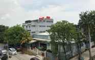 Nearby View and Attractions 3 Kost Kuncup Mekar Jelambar