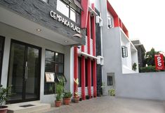 Exterior 3 Super OYO 148 Cempaka Place Homestay