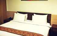 Kamar Tidur 2 Hotel Marina Bima