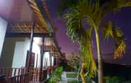 Bangunan 4 Mount Sea View Bungalow