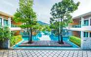 Swimming Pool 4 Wyndham Sea Pearl Resort Phuket