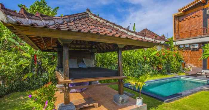 Kolam Renang The Belong Bali villa