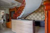 Lobby RedDoorz Plus @ Hotel Srikandi Kendari