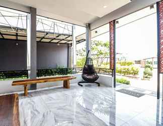 Lobi 2 Baan Noppadol Hua Hin Loft