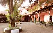 Exterior 5 Hotel Sawunggalih