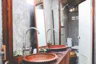 Toilet Kamar Chomphu Homestay