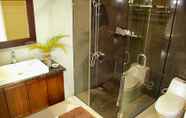 In-room Bathroom 7 D'House of Gembala