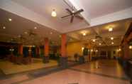 Lobby 4 Tanjung Demong Beach Resort 