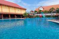 Swimming Pool Tanjung Demong Beach Resort 