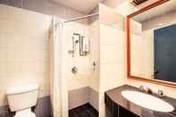 In-room Bathroom Pertama Lodge 