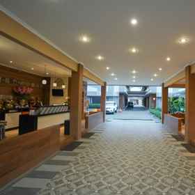 Lobby 1 Patria Family Hotel, Blitar Hotels
