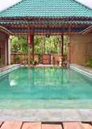 SWIMMING_POOL Watukarung Ristu Homestay