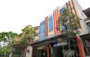 Bangunan 4 Capital O 175 K-60 Residence