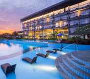 Swimming Pool 3 Swiss-Belresort Belitung
