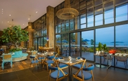 Restaurant 2 Swiss-Belresort Belitung