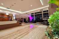 Lobby Pasar Baru Square Hotel Bandung Powered by Archipelago