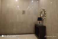 In-room Bathroom La Grande 2 BR by Manglayang Merdeka