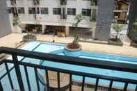 Kolam Renang Jardin Apartment Cihampelas By Ghina