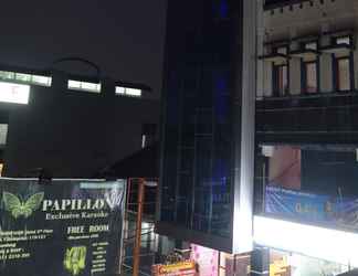 Exterior 2 Shakti Capsule Cihampelas Bandung