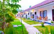 Bangunan 6 OYO 1402 Hallway Homestay