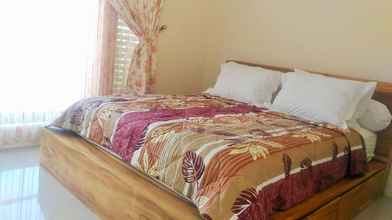 Bedroom 4 Full House 3 Bedroom at Griya Rohman