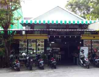 Bên ngoài 2 Sagaria Homestay Syariah